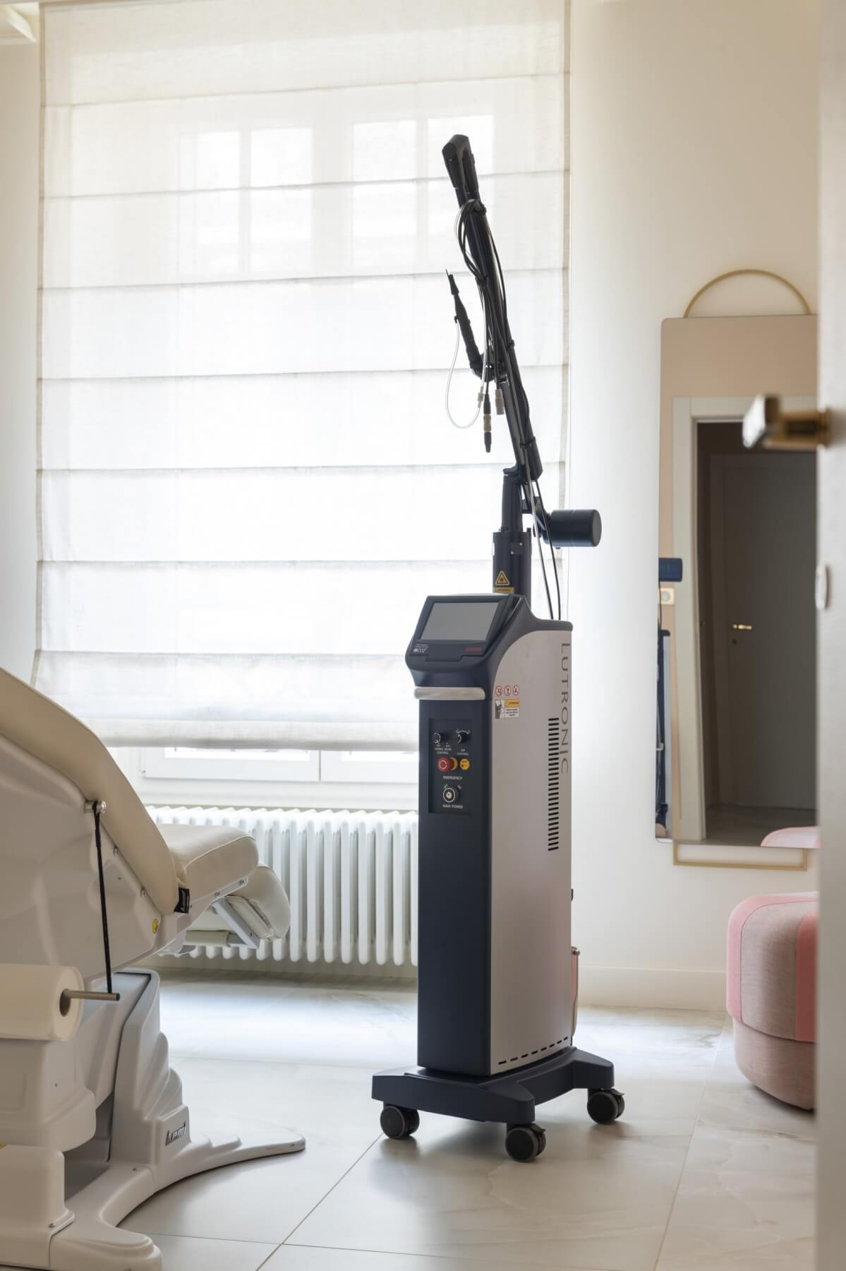Docteur Marine HITIER - laser CO2 à Annecy